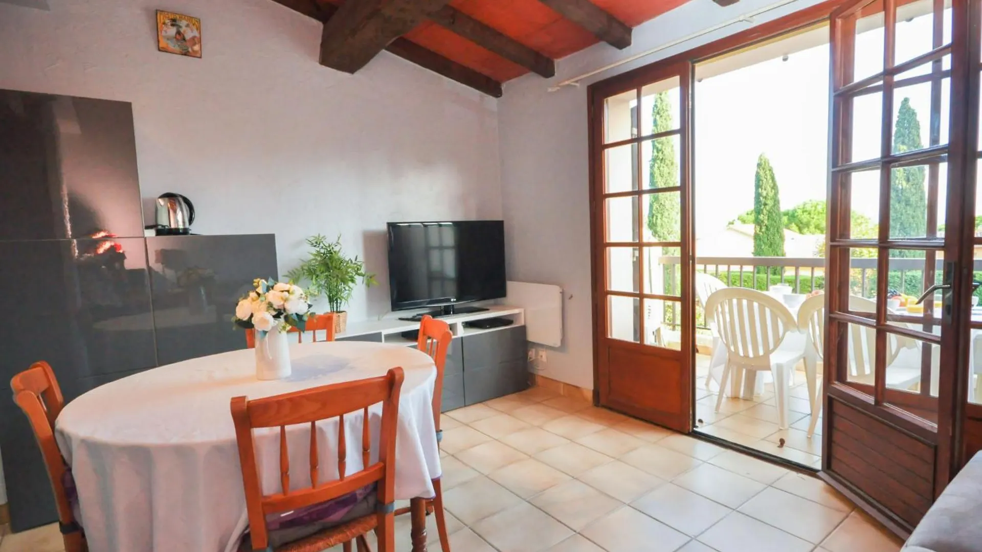 Apartment Les Oiseaux By Interhome Cavalaire-sur-Mer